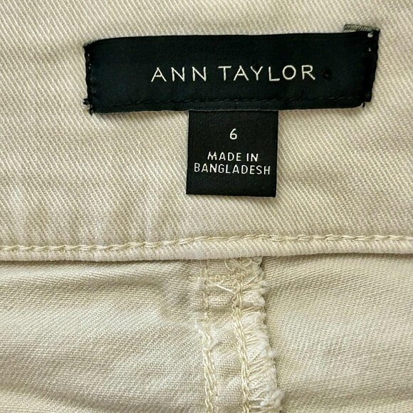 Ann Taylor Size 6 High Waist Skinny Three Button Beige Cream Jeans 29 Inseam - Picture 3 of 7